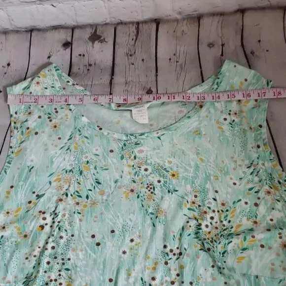 Vintage 1970s Pastel Green Dainty Floral Tank Top - Picture 9 of 12